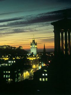 Edinburgh sunset - wallpaper preview