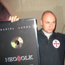 Daniel Landa - wallpaper preview