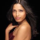 Freida Pinto - wallpaper preview