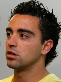 Hombre Estiloso con Cabello Espigado