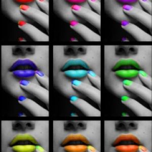 Labios y Uñas Coloridos