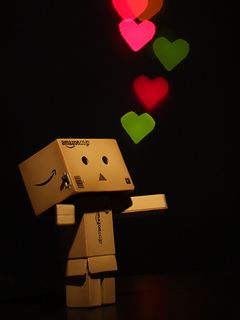 Danbo Adorable con Corazones