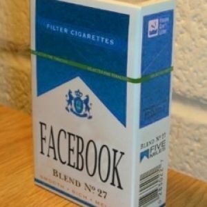 Paquete de Cigarrillos Facebook