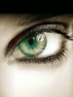 Ojo Verde Hipnotizante