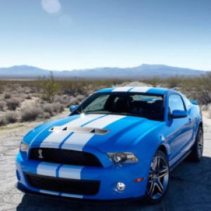 Shelby Mustang GT500 Azul
