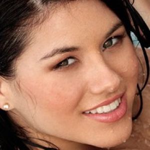 Mujer sonriendo hermosa