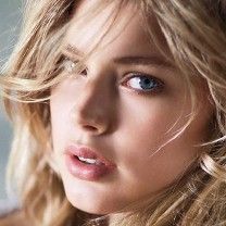 Retrato impresionante de una modelo