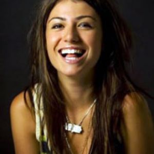 Retrato de Chica Sonriente