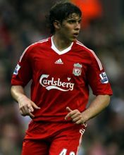 Jugador del Liverpool FC en Acción