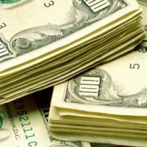 Montones de Dinero