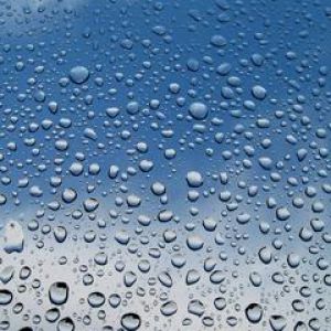 Gotas de Lluvia en el Vidrio