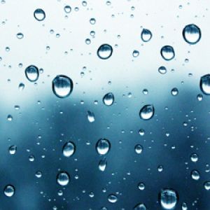 Gotas de Lluvia en el Cristal