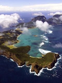Vista Aérea de una Costa Impresionante