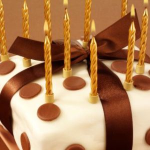 Pastel de Cumpleaños con Velas