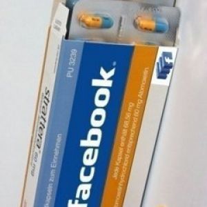 Caja de Medicina Facebook
