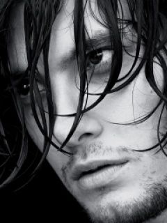 Retrato en Blanco y Negro Intenso