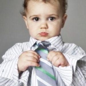 Bebé Adorable con Corbata