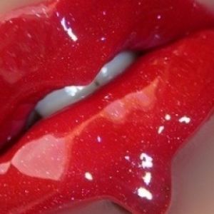 Labios Rojos Brillantes