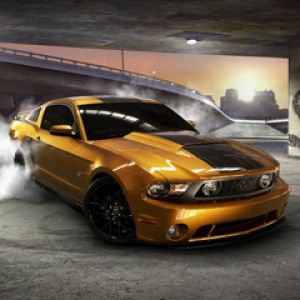 Coche Deportivo Naranja Elegante