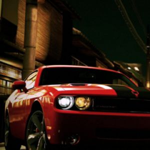 Dodge Challenger Rojo de Noche