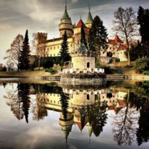 Hermosa Reflexión del Castillo