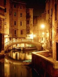 Canal Nocturno de Venecia
