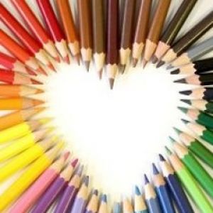 Corazón de Lápices Coloridos