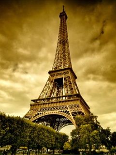 Torre Eiffel en sepia