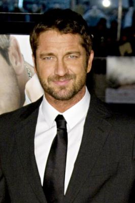 Gerard Butler en Traje Formal