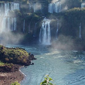 Vista Escénica de las Cataratas del Iguazú