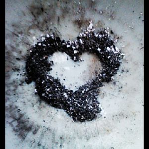Cenizas en forma de corazón