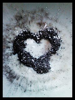 Cenizas en forma de corazón