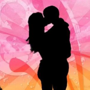 Silhouette Romántica Beso
