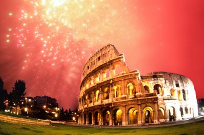 Celebración de Fuegos Artificiales en el Coliseo