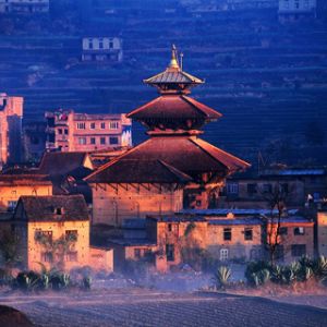 Hermosa arquitectura tradicional nepalí