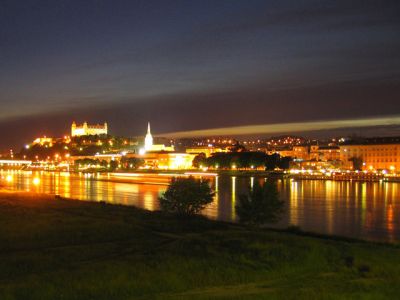 Horizonte Nocturno de Bratislava
