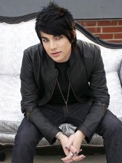 Retrato Estiloso de Adam Lambert