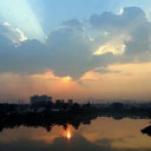 Impresionante reflejo del atardecer