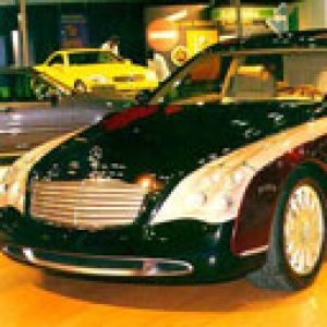 Exhibición de Autos de Lujo