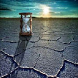 Reloj de Arena en el Desierto