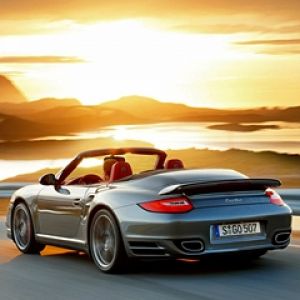Porsche 911 Convertible al Atardecer