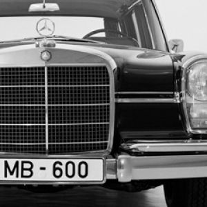 Mercedes-Benz MB 600 Clásico