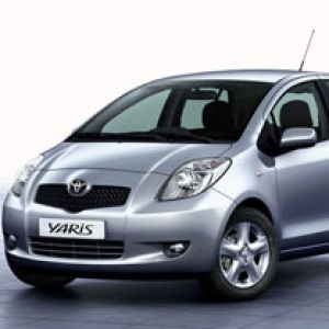Toyota Yaris Coche Compacto