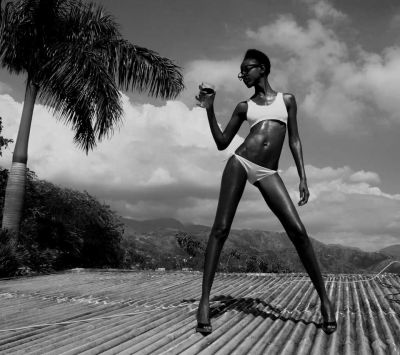 Moda en Blanco y Negro Estilosa