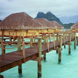Bungalows Tropicales sobre el Agua