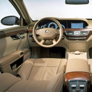 Interior de coche de lujo