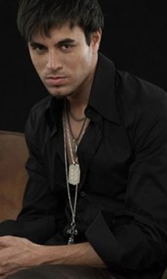 Retrato de Enrique Iglesias