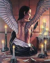 Ángel con Alas y Velas