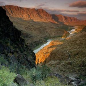 Impresionante Paisaje de Cañón
