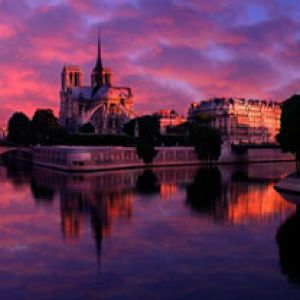 Catedral de Notre Dame al Atardecer